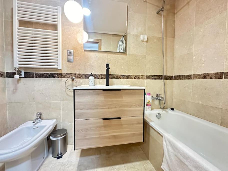 Ybh Suite Alameda Comarca de Comarca de Vigo Buitenkant foto